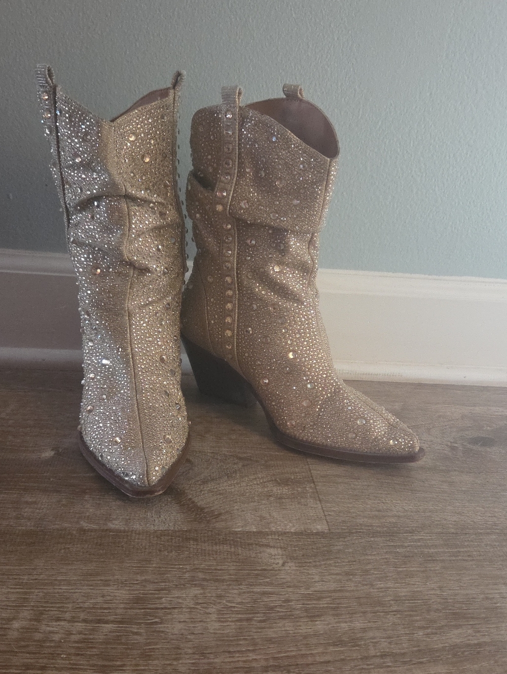 Jessica Simpson Gold Glitter Western Ankle Boots